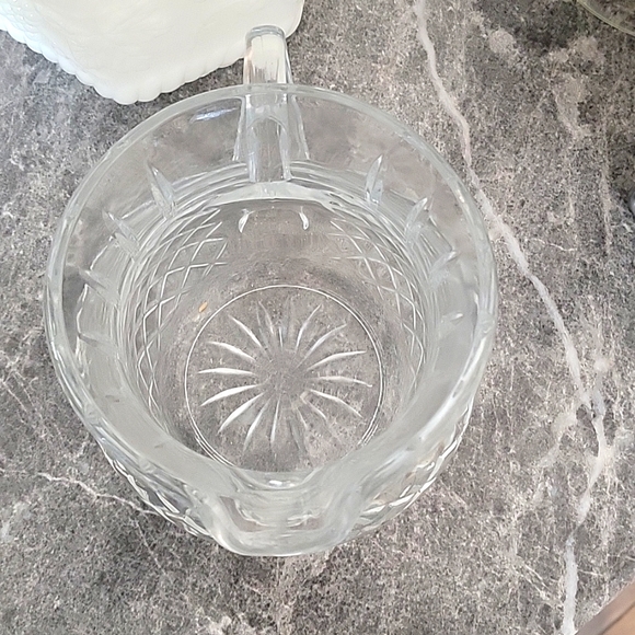 VINTAGE HEAVY CRYSTAL DIAMOND PINEAPPLE STARBURST PATTERN  PITCHER - Picture 5 of 5